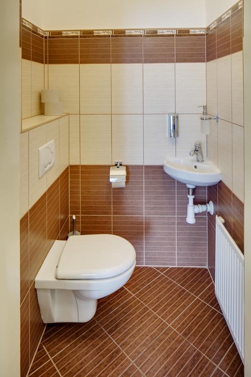 Lägenhetshotell Old Town Square 4*